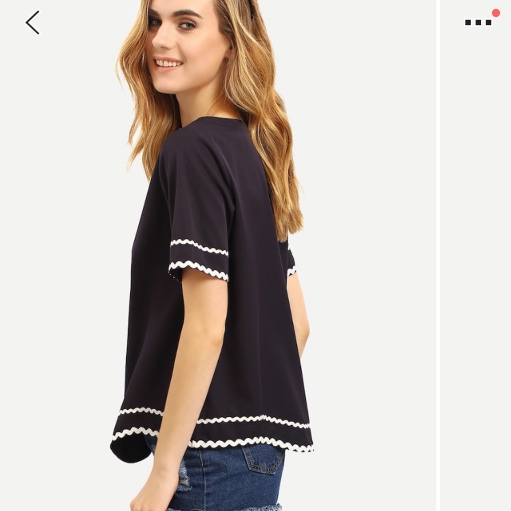 EUC Top Wavy Trim Short Sleeve Blouse SZ S Tagless from SHEIN - Picture 7 of 7